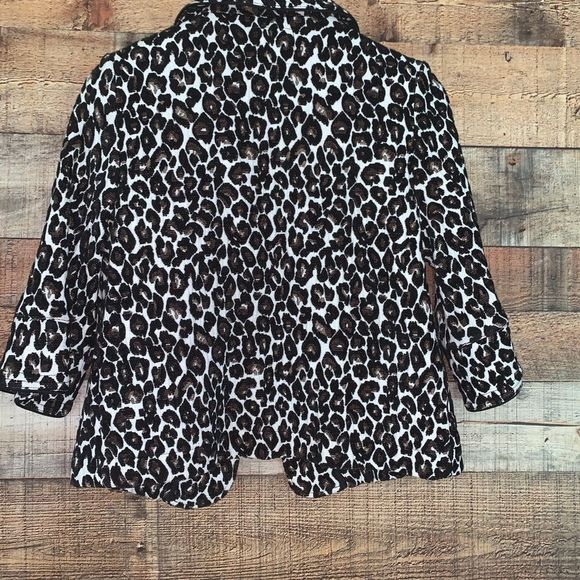 XXI leopard‎ print jacket, size medium - Picture 12 of 13